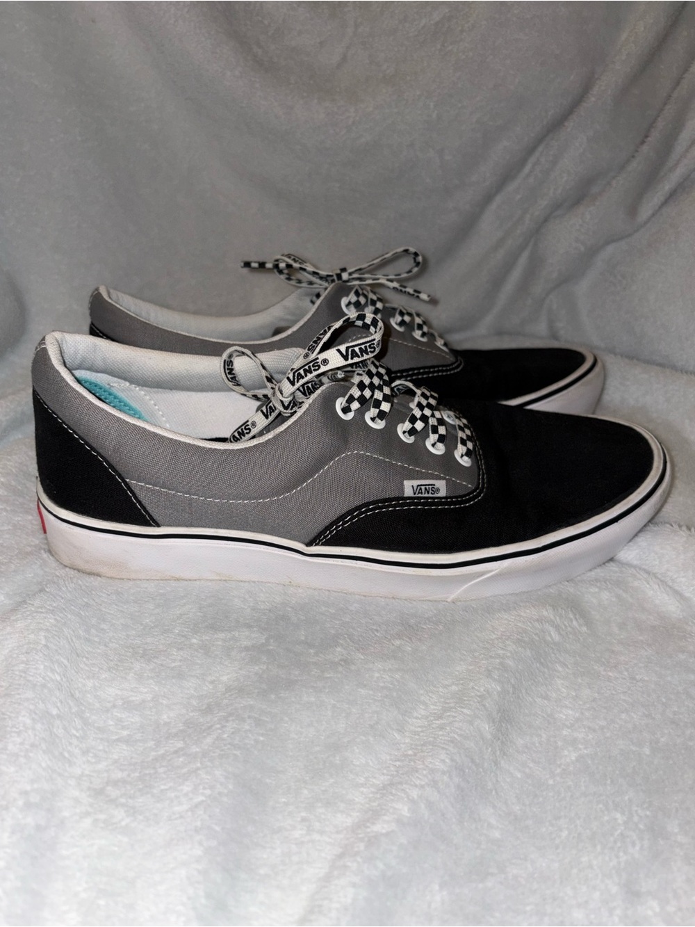 Vans Men’s Two-Tone Black and Gray Canvas Sneakers